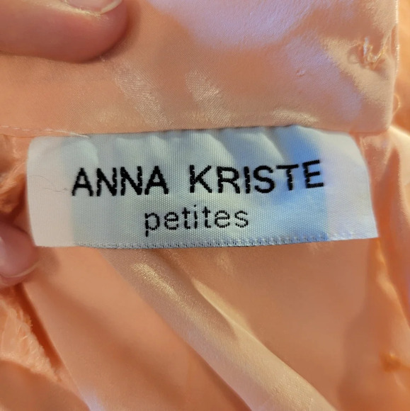 80s Vintage Anna Kriste Peachy Pink Geometric Embossed High Neck Blouse - Picture 4 of 6